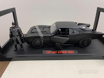 Batman e Batmobile - JADA - scala 1/18 nuova
