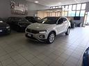 volkswagen-t-roc-benzina-manuale