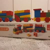 Treno in Legno Giocattolo "Il Trenino Colorato" - 
