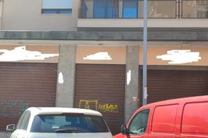 Via casella negozio tot. ristrutturato ben locato