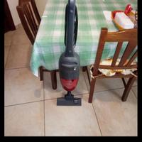 scopa elettrica Electrolux perfettamente funzionan