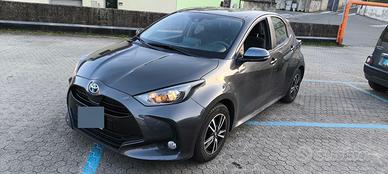 Toyota Yaris Hybrid (116 CV) E-CVT Active