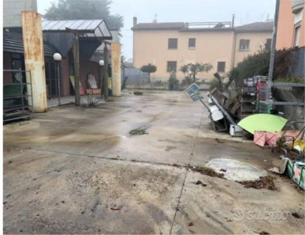 Immobile in asta di 770 m² a Colli al Metauro - Vista 2