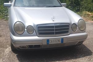Mercedes e 250d w210
