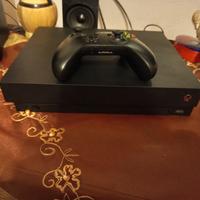 Xbox One X 1TB - perfetta e con accessori