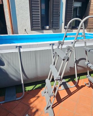 scaletta piscina