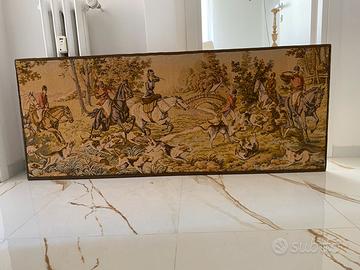 Grande arazzo con scene di caccia