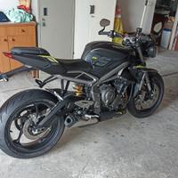 Triumph Street Triple 765 RS 2022