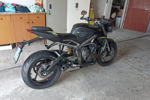 Triumph Street Triple 765 RS 2022