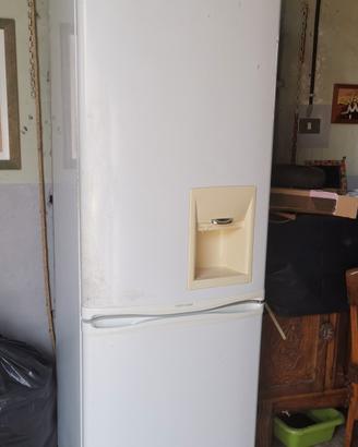frigo con ampio congelatore Samsung