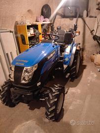 Trattore solis s26+