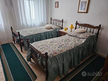 copriletto con volant vintage