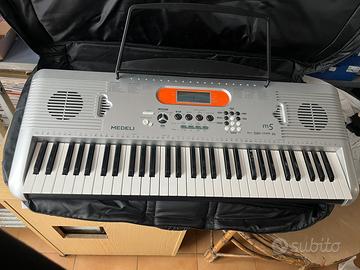 Tastiera medeli a batteria