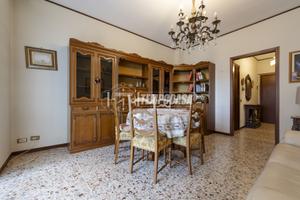 VENDITA AMPIO TRILOCALE IN ZONA SERVITA