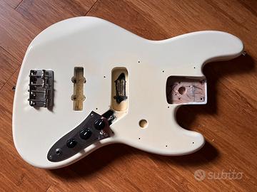 Corpo fender jazz bass