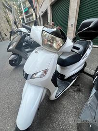 2020 Peugeot Tweet 125 (pochi km)