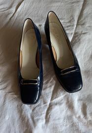Scarpe eleganti blu n.40.