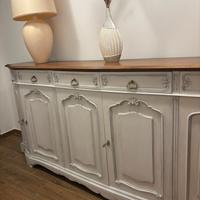 Credenza