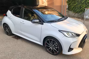 Toyota Yaris 1.5 Hybrid 5 porte GR Sport