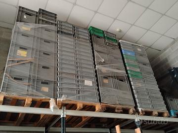 contenitori in plastica