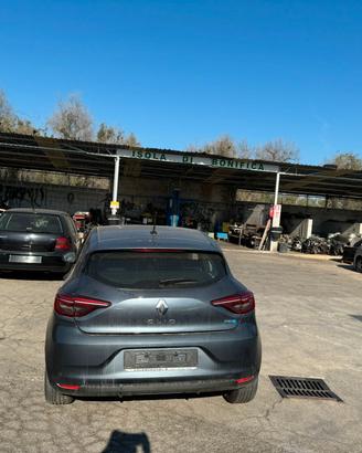 RICAMBI AUTO REANULT CLIO 2021 IBRIDA