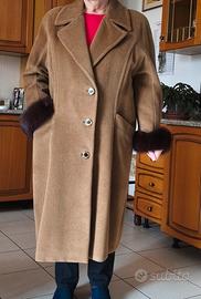 Cappotto in lana di cammello 