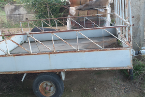 3 carrelli