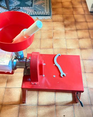 Spremipomodoro per salsa