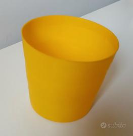 vaso plastica giallo