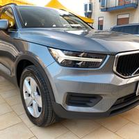 Volvo XC40 D3 Momentum 2.0 TDI 150CV