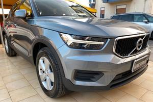Volvo XC40 D3 Momentum 2.0 TDI 150CV