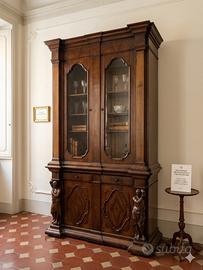 Credenza Rinascimentale Doppio Corpo, Cariatidi