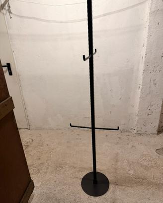 Attaccapanni Appendiabiti Ferro Battuto nero 30€