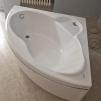 Vasca da bagno angolare