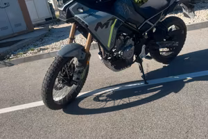 CF Moto 450 MT