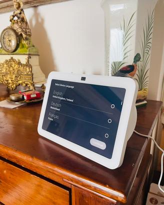 Echo show 8