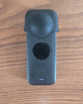 Insta360 ONE X2 + cappuccio protettivo