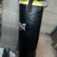 Sacco da boxe nuovo