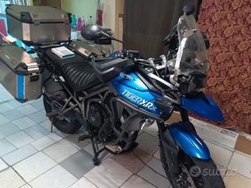 Triumph Tiger 800 XRX