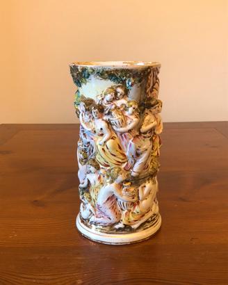 Capodimonte vaso con decorazioni