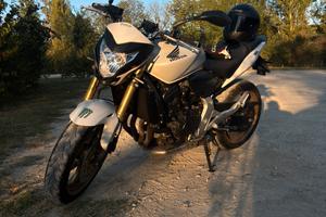 Honda hornet 600 2013