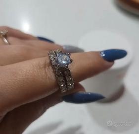 anello trilogy singolo diamanti brillanti