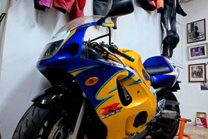 Suzuki GSX-R Srad colorazione Corona