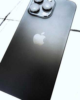 iPhone 15 Pro Max 256 GB Black Titanium