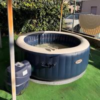 Jacuzzi intex buonissime condizioni