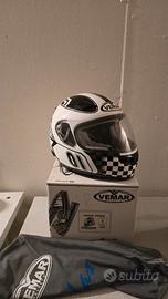 Caschi, stivali e borsa da moto usati pochissimo