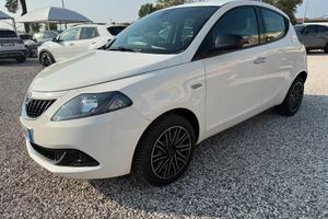 Lancia Ypsilon 1.0 FireFly 5 porte S&S Hybrid Gold