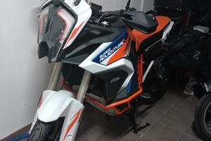 KTM sadv 1290 R