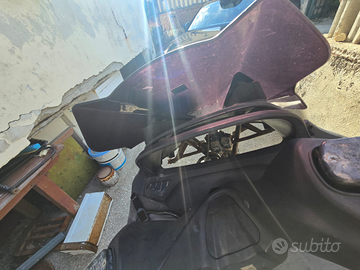 Kymco xciting 400i incidentato