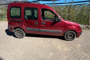 renault kangoo del 2004